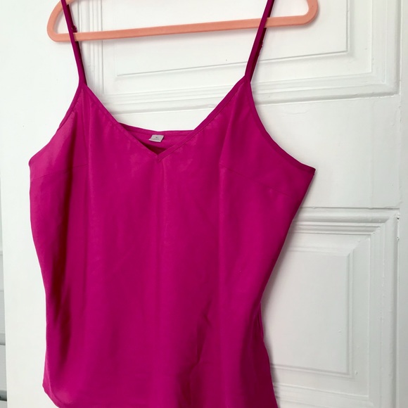 Magenta Spaghetti Strap Top in size (Large) - Picture 5 of 6